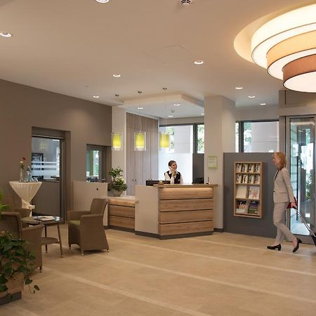 Gda Hotel Am Schlosspark باد هومبرغ فور دير هوه المظهر الخارجي الصورة